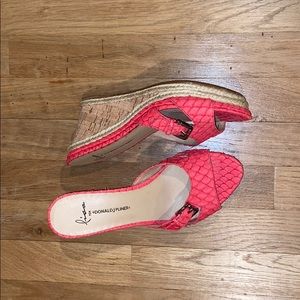 Leather Donald J Pliner Coral Sandals